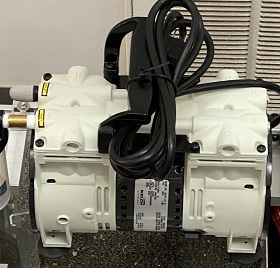 Wob-L Dry Pump, 230V 50Hz 1Ph, CE, Inlet trap, gauge, regulator with hose barb, 5 Torr at 3.5 CFM
