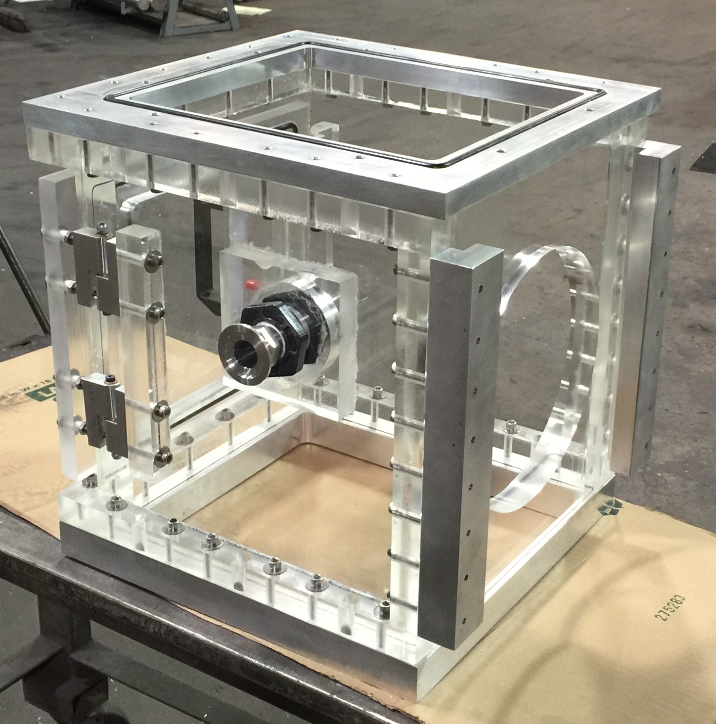 vacuum extrusion system chamber